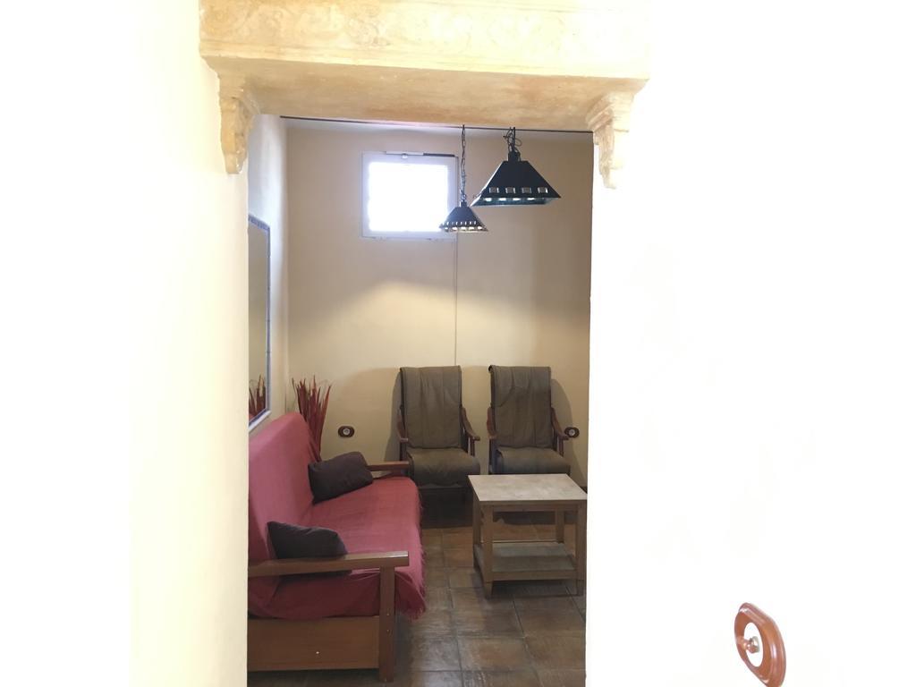 Apartamentos Victoria Bujalance Luaran gambar