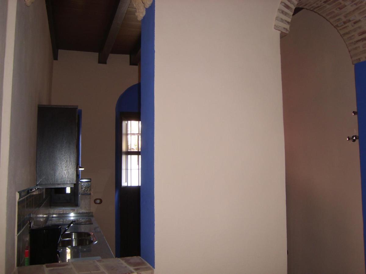 Apartamentos Victoria Bujalance Luaran gambar